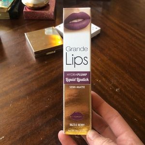 BNIB Grande Lips